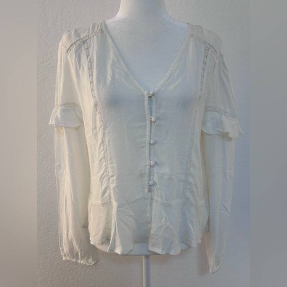 ⭐️ BOG White Flowly Button Front Button Up Blouse NWT Size XL - Picture 1 of 7